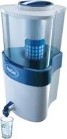 Gravity-based water purifier 