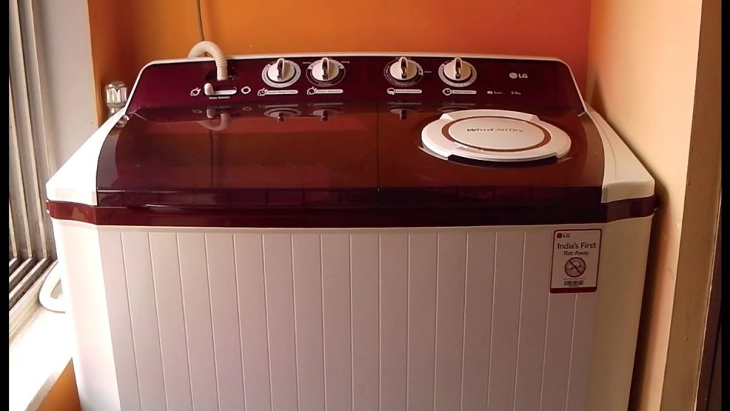 semi-automatic washing machine